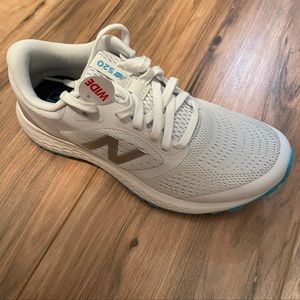Women’s New Balance 520 Running Shoes